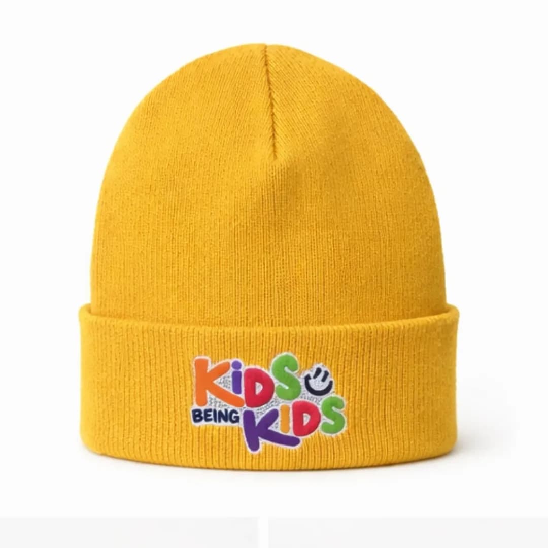 Caciula main Kids being kids